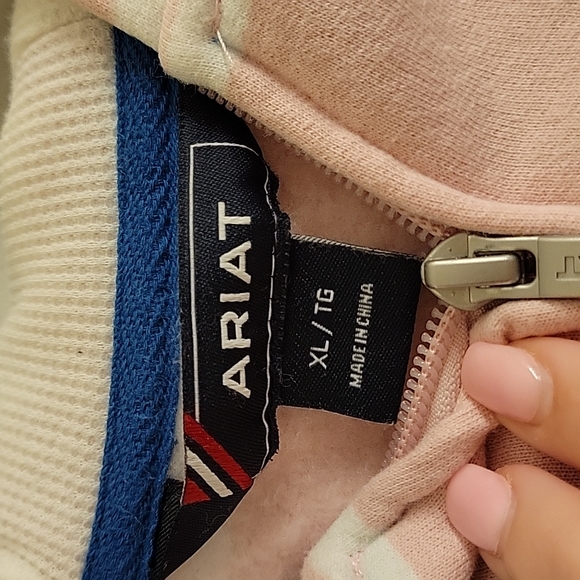 Ariat Full Zip Jacket - Picture 3 of 5